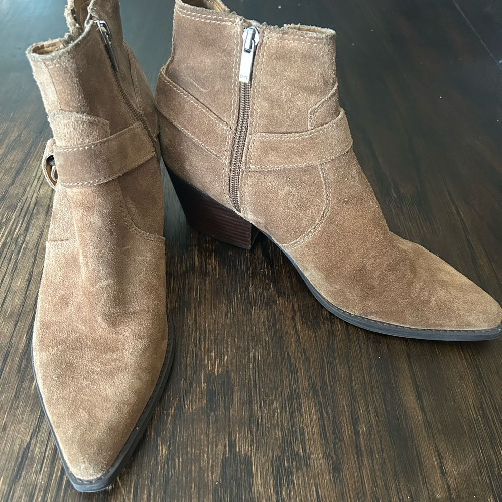 Marc Fisher Brown Ankle Boots with Pointed Toe and Western Style